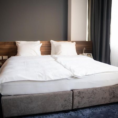 Olivia Rooms Belgrado Esterno foto