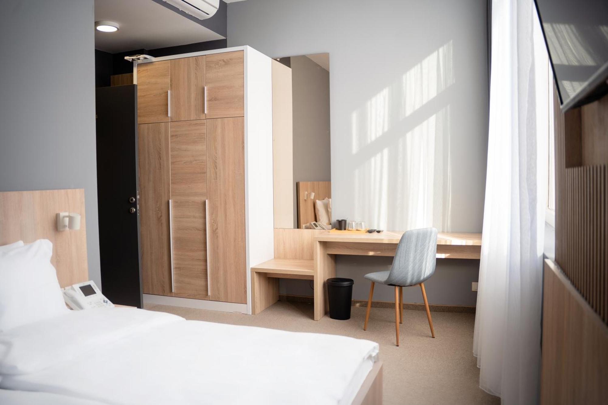 Olivia Rooms Belgrado Esterno foto
