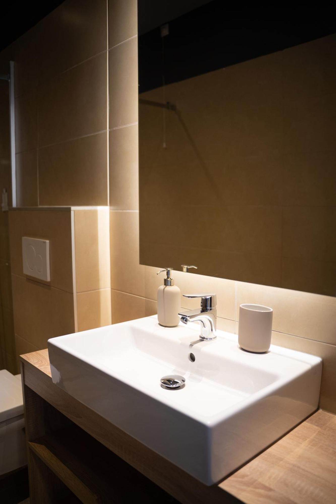 Olivia Rooms Belgrado Esterno foto