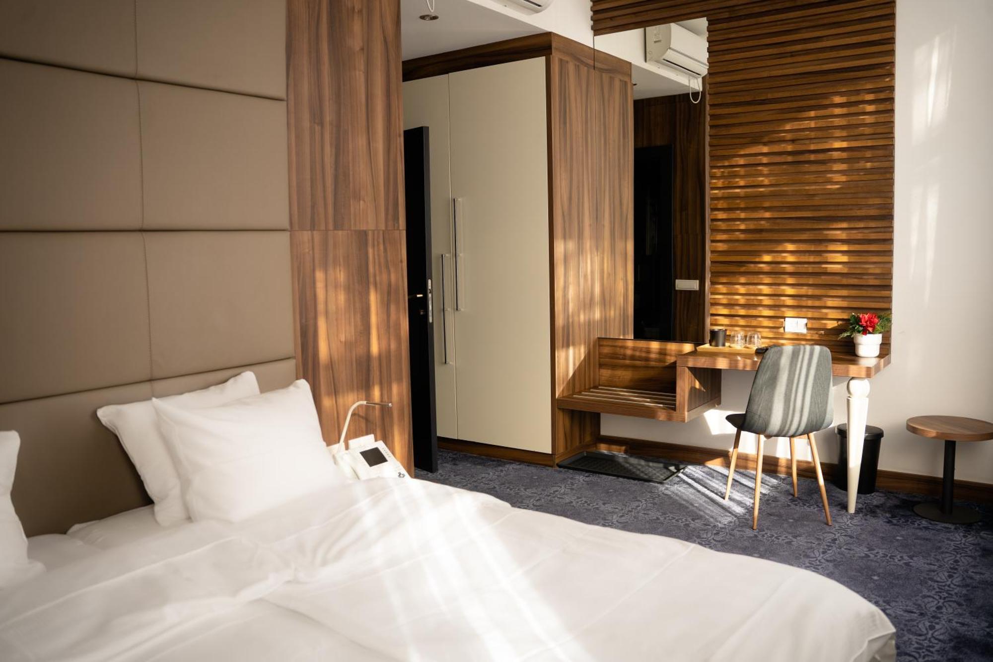Olivia Rooms Belgrado Esterno foto