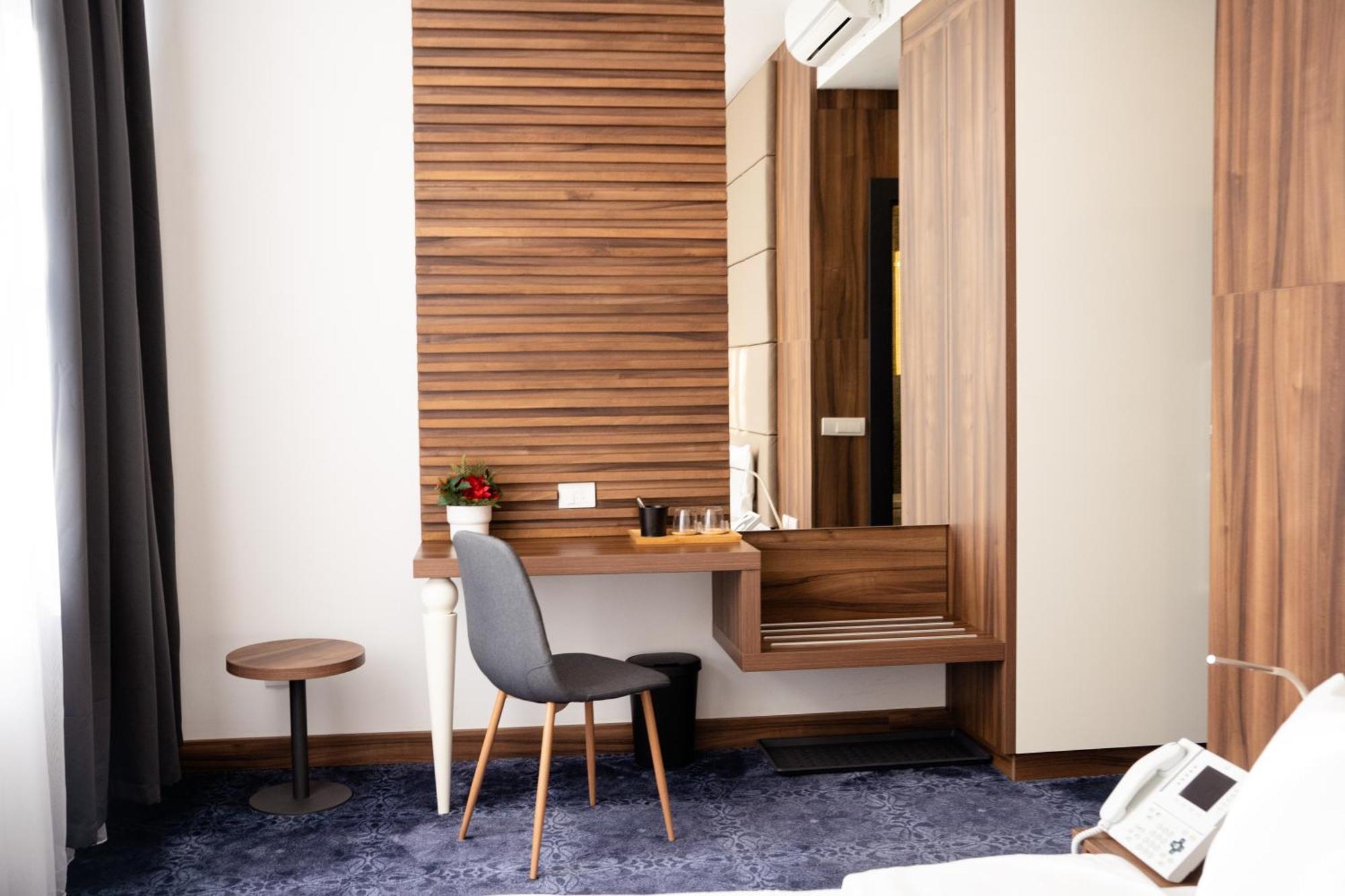 Olivia Rooms Belgrado Esterno foto